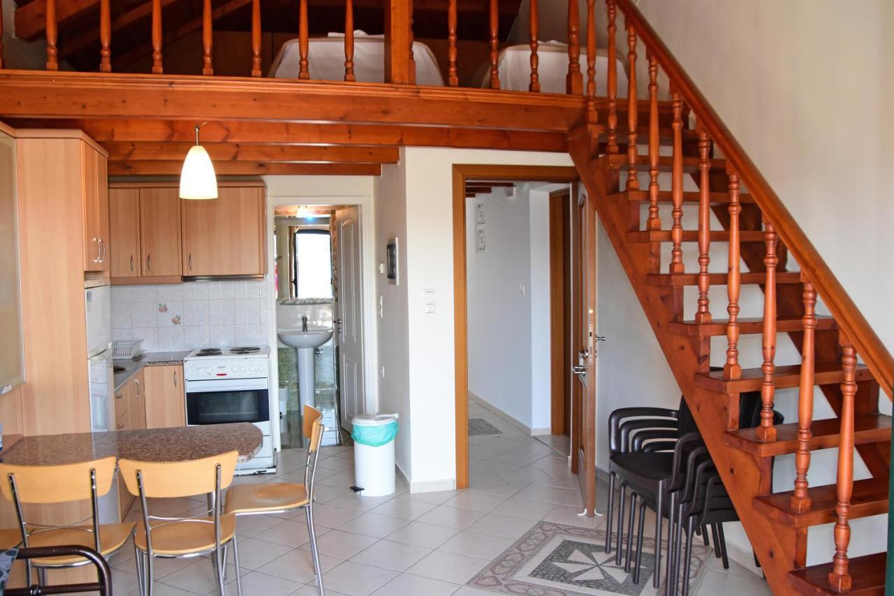 Irides Apartments Megalochori  المظهر الخارجي الصورة